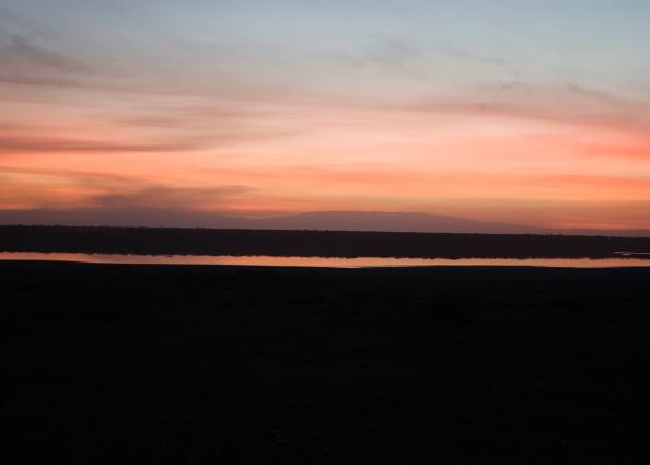 Serengeti-3399.jpg - sunrise over Lake Ndutu