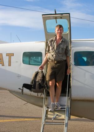 Zanzibar-5556.jpg - Jim getting off Zanzibar to DAR flight